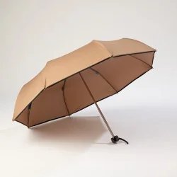 Mini-Regenschirm, braun, von vorne geöffnet