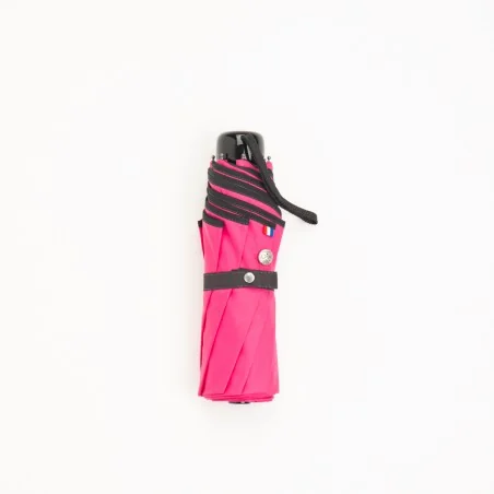mini pink umbrella, closed