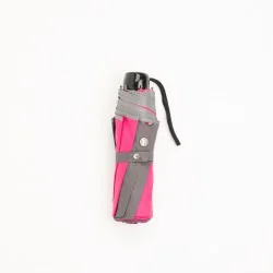 Mini-Regenschirm grau und rosa geschlossen