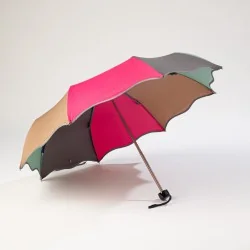 Mini-Regenschirm, mehrfarbig, Welle, von vorne geöffnet