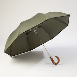 parapluie pliant kaki ouvert de face