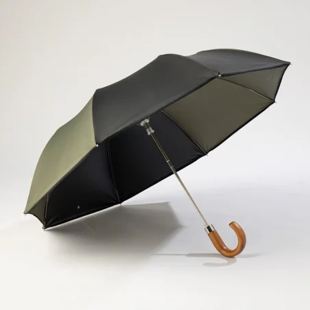 parapluie pliant noir et kaki ouvert de face