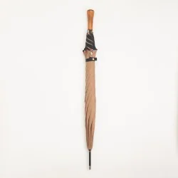 Parapluie automatique marron, fermé