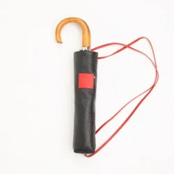 Fourreau en cuir noir et pomodorro pour parapluie pliant