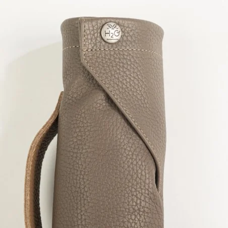 Fourreau en cuir musgo et desierto pour parapluie mini, fermé