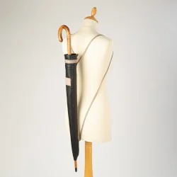 Fourreau pour parapluie canne en cuir Noir et Taupe, porté