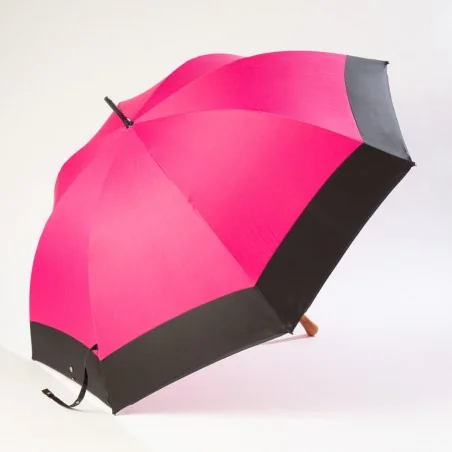 Pink golf umbrella, side opening