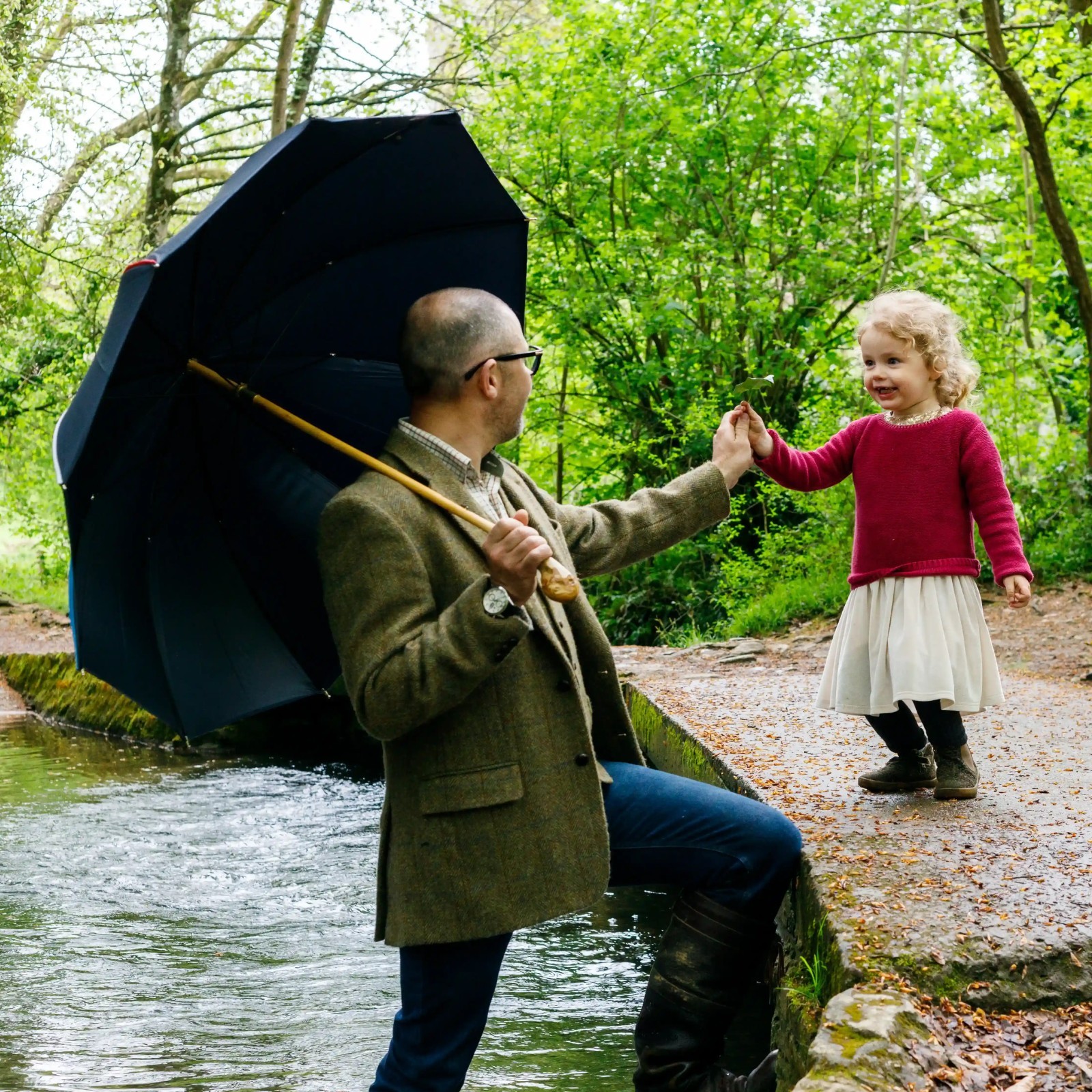 Le parapluie canne - L'élégance française intemporelle
